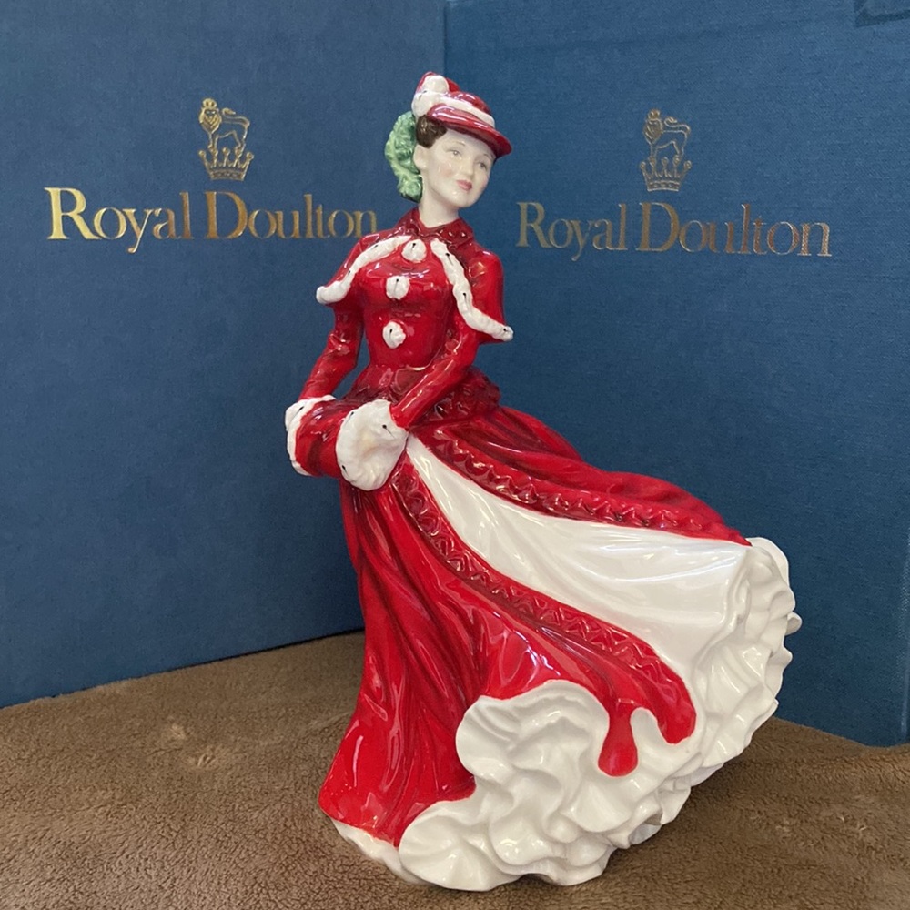 Royal Doulton Christmas Day 2003. Fine Bone China Mint condition. HN4452